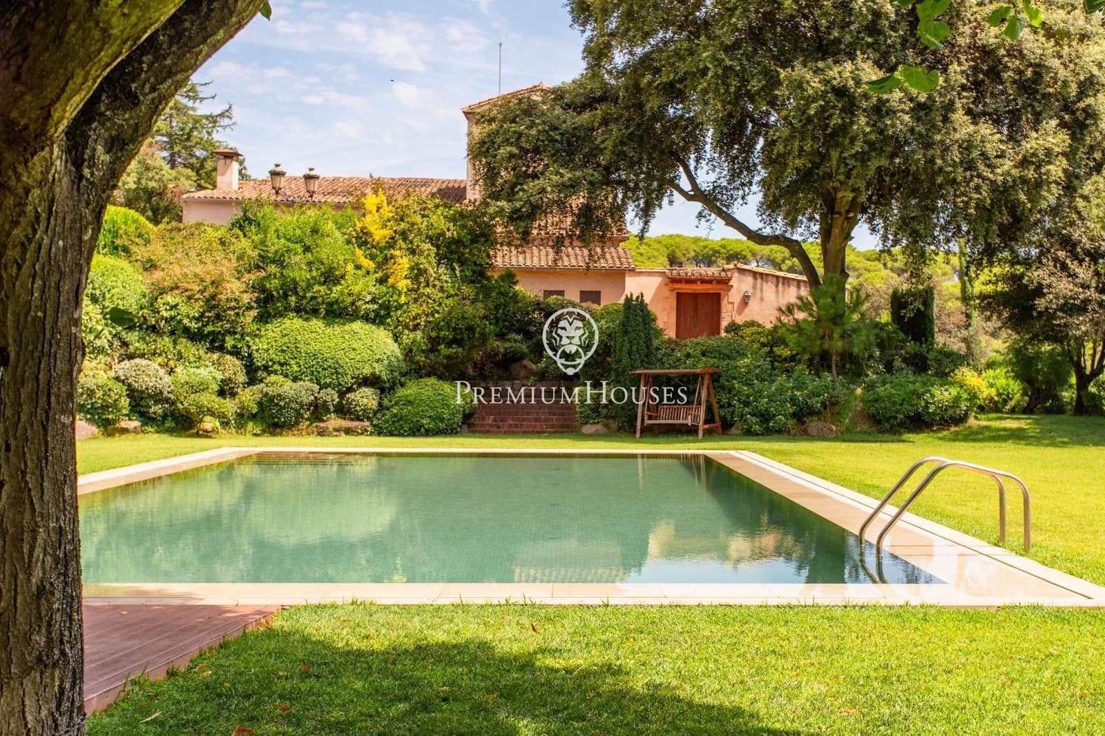 6 chambre Finca/Maison de Campagne à vendre à Sant Andreu de Llavaneres avec piscine - 17 000 000 € (Ref: 10020954)