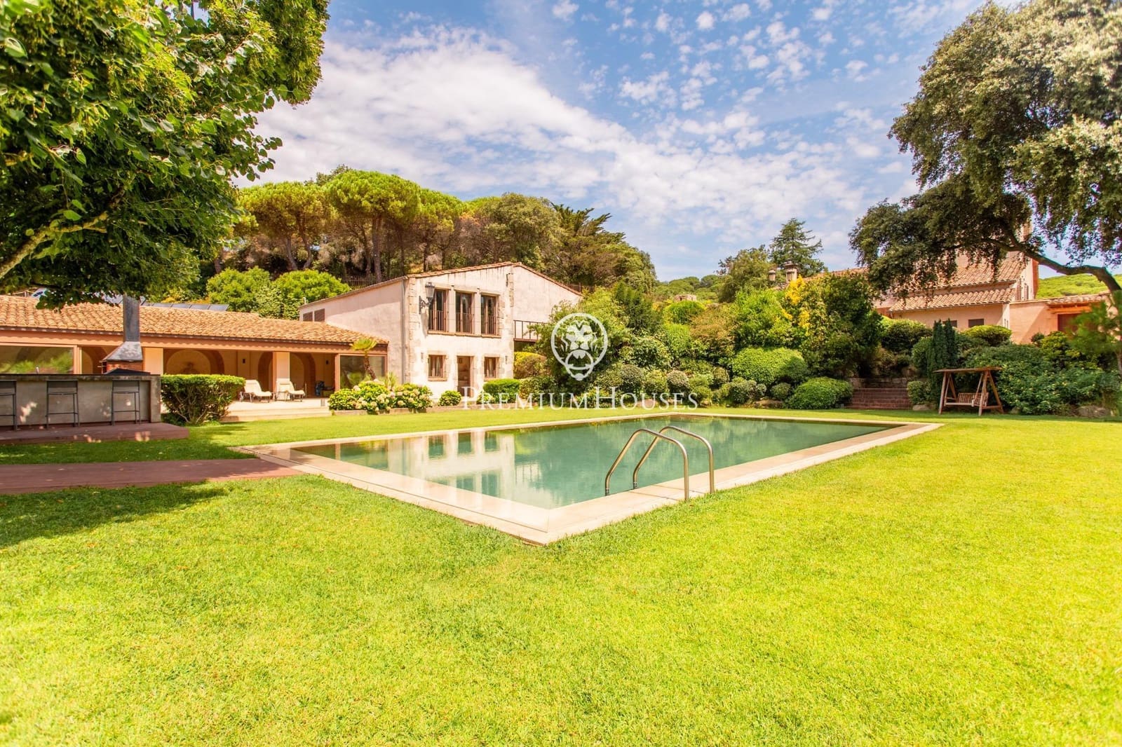 6 chambre Finca/Maison de Campagne à vendre à Sant Andreu de Llavaneres avec piscine - 17 000 000 € (Ref: 10020954)