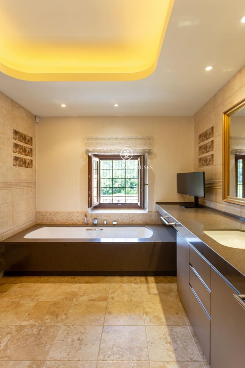 6 chambre Finca/Maison de Campagne à vendre à Sant Andreu de Llavaneres avec piscine - 17 000 000 € (Ref: 10020954)