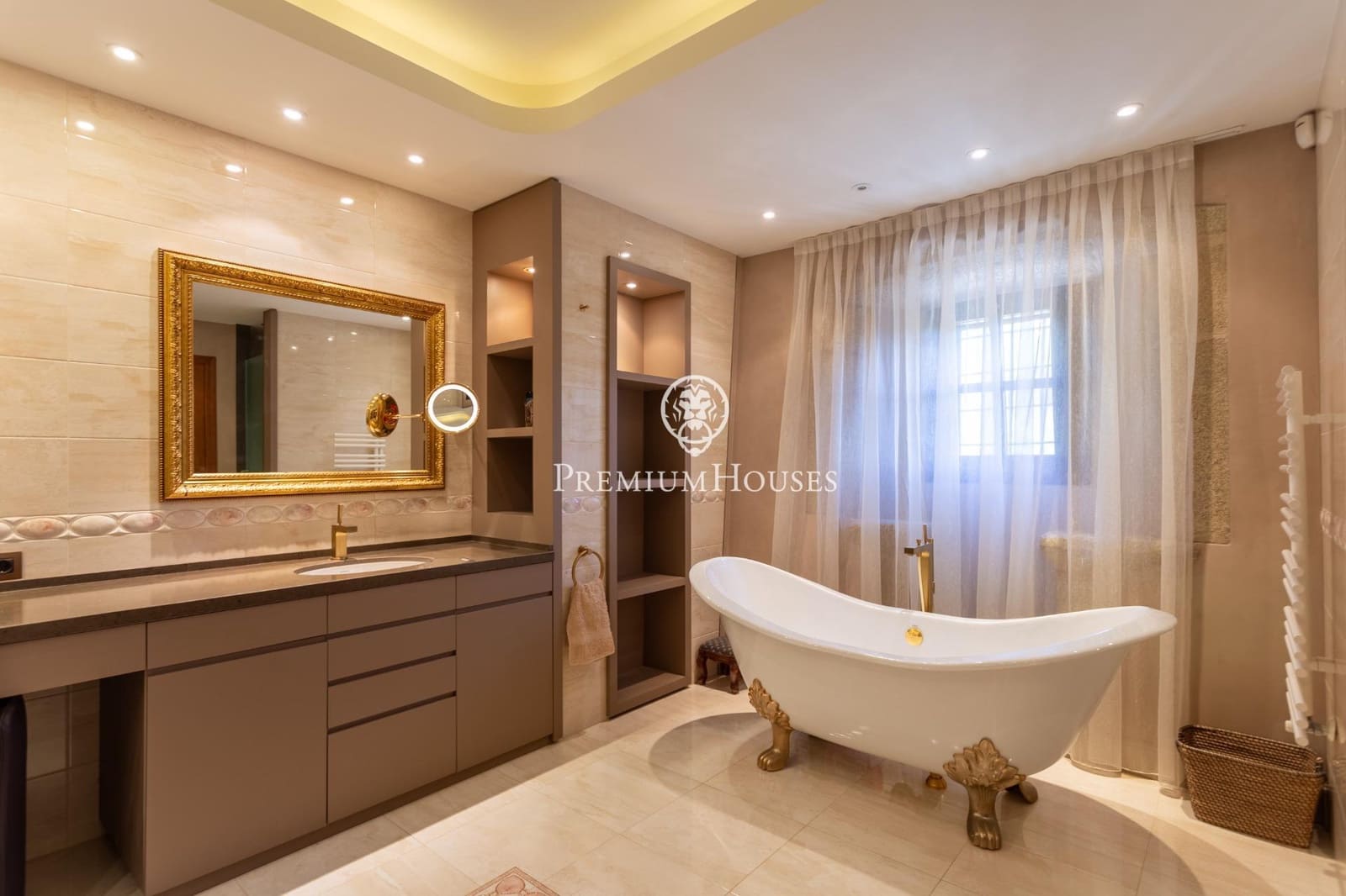 6 chambre Finca/Maison de Campagne à vendre à Sant Andreu de Llavaneres avec piscine - 17 000 000 € (Ref: 10020954)