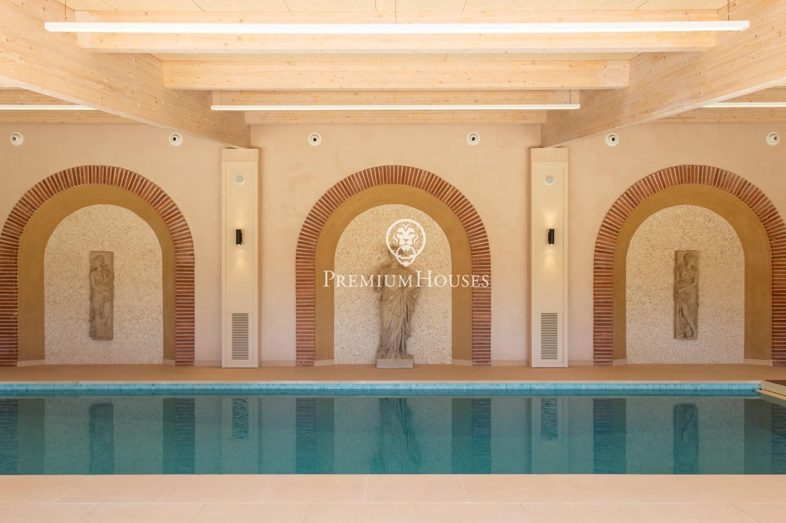 6 chambre Finca/Maison de Campagne à vendre à Sant Andreu de Llavaneres avec piscine - 17 000 000 € (Ref: 10020954)