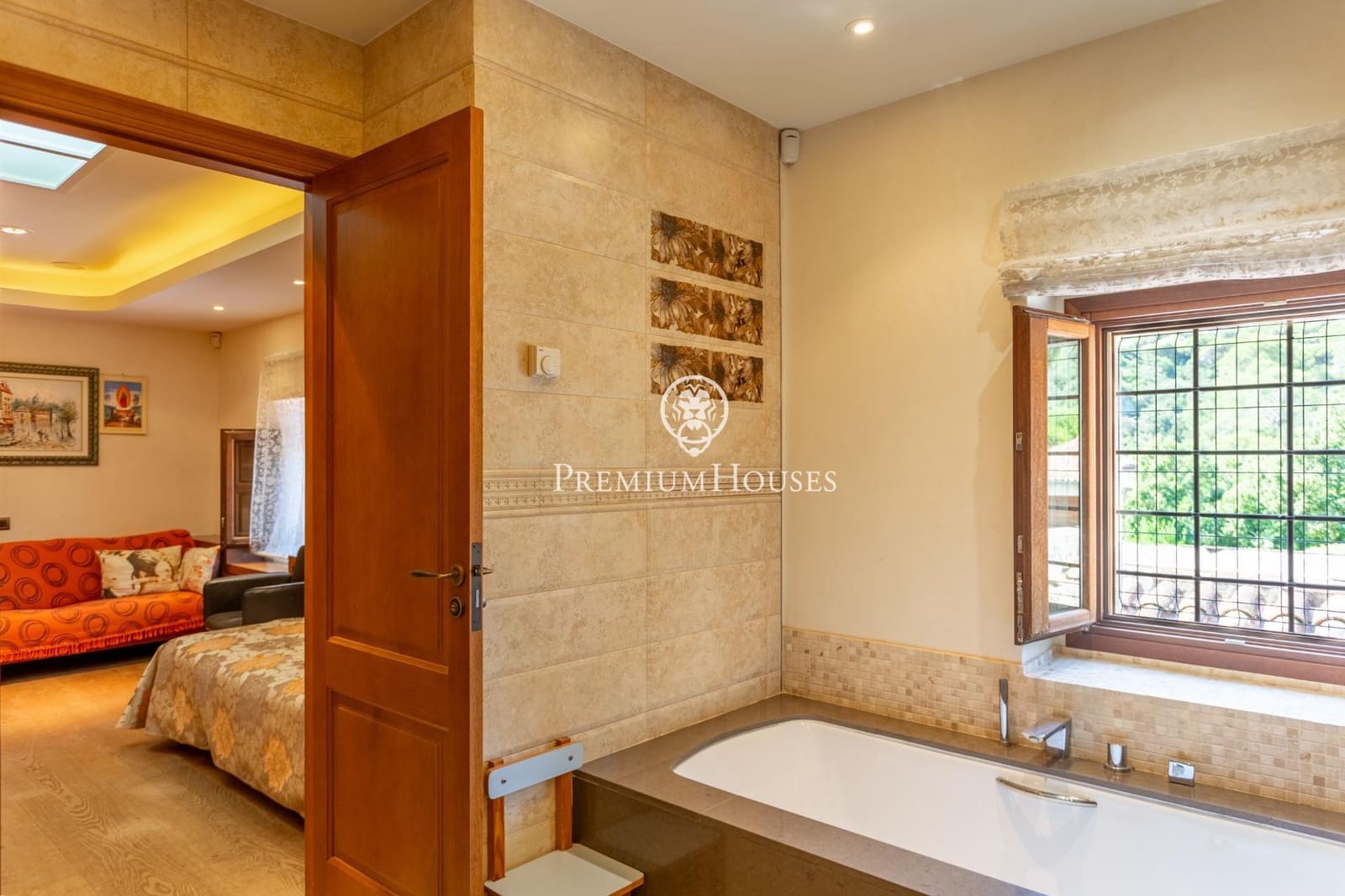 6 chambre Finca/Maison de Campagne à vendre à Sant Andreu de Llavaneres avec piscine - 17 000 000 € (Ref: 10020954)