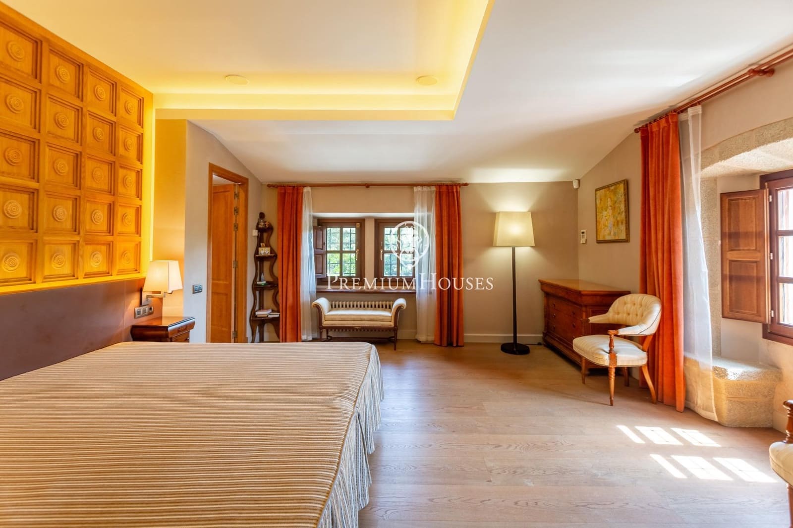 6 chambre Finca/Maison de Campagne à vendre à Sant Andreu de Llavaneres avec piscine - 17 000 000 € (Ref: 10020954)