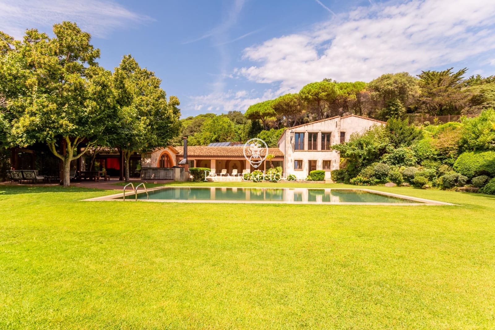 6 chambre Finca/Maison de Campagne à vendre à Sant Andreu de Llavaneres avec piscine - 17 000 000 € (Ref: 10020954)
