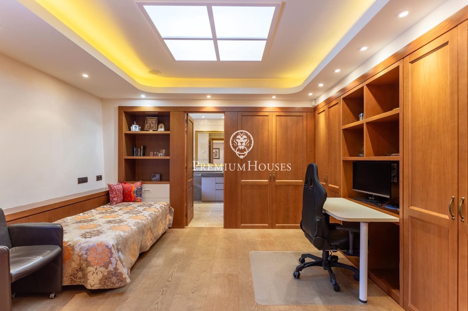 6 chambre Finca/Maison de Campagne à vendre à Sant Andreu de Llavaneres avec piscine - 17 000 000 € (Ref: 10020954)