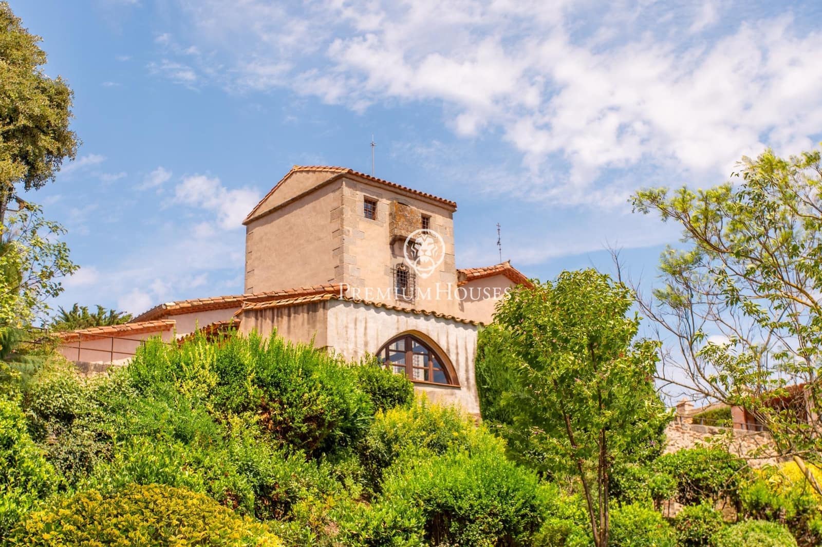 6 chambre Finca/Maison de Campagne à vendre à Sant Andreu de Llavaneres avec piscine - 17 000 000 € (Ref: 10020954)