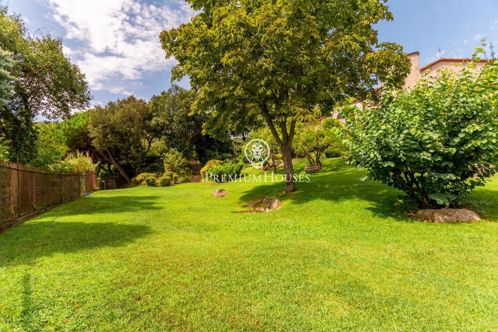 6 chambre Finca/Maison de Campagne à vendre à Sant Andreu de Llavaneres avec piscine - 17 000 000 € (Ref: 10020954)