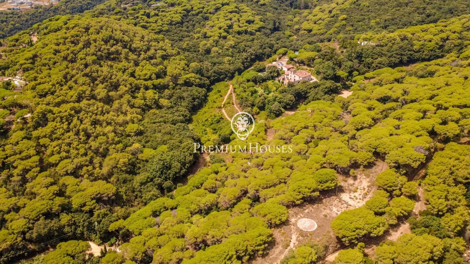 6 chambre Finca/Maison de Campagne à vendre à Sant Andreu de Llavaneres avec piscine - 17 000 000 € (Ref: 10020954)
