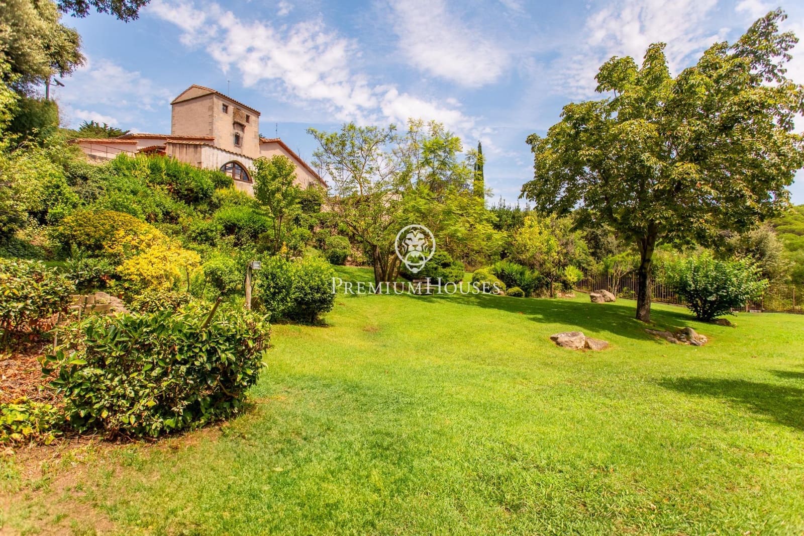 6 chambre Finca/Maison de Campagne à vendre à Sant Andreu de Llavaneres avec piscine - 17 000 000 € (Ref: 10020954)