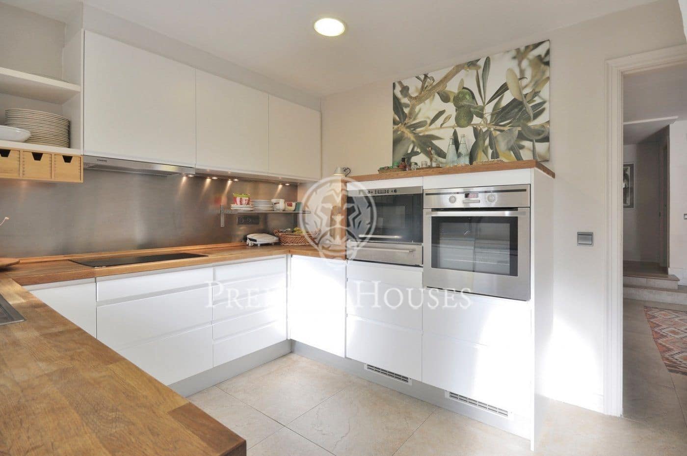 4 bedroom Villa for rent in Sant Andreu de Llavaneres with pool garage - € 2,175 (Ref: 10025649)