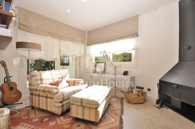 4 Zimmer Villa zu vermieten in Sant Andreu de Llavaneres mit Pool Garage - 2.175 € (Ref: 10025649)