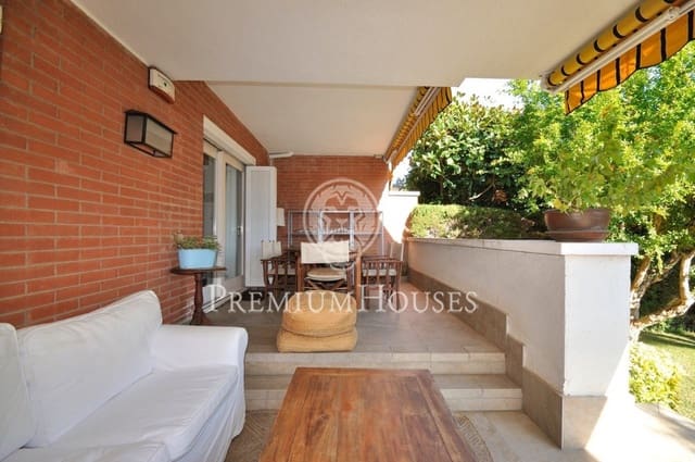 4 Zimmer Villa zu vermieten in Sant Andreu de Llavaneres mit Pool Garage - 2.175 € (Ref: 10025649)