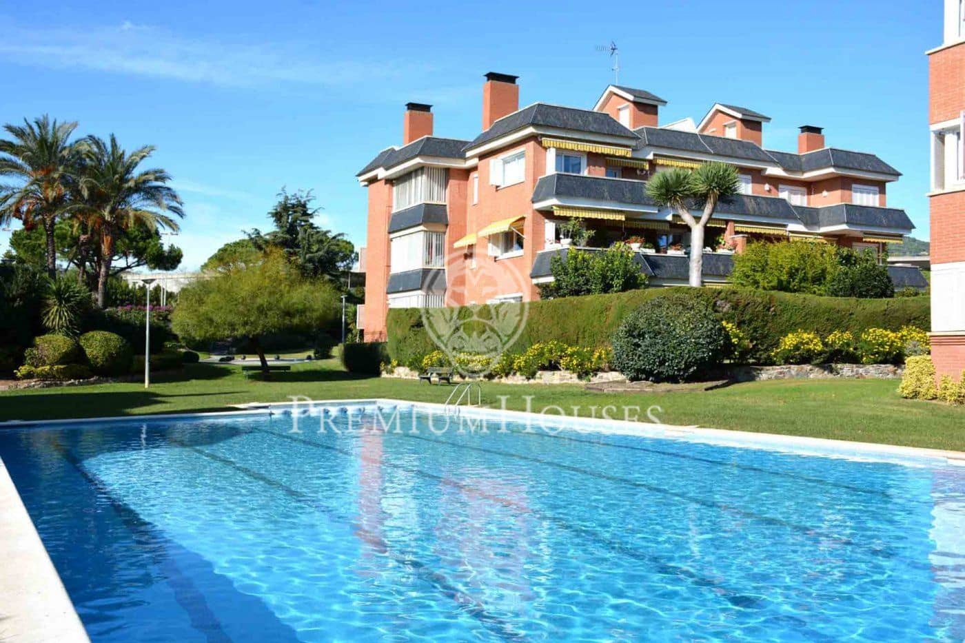 4 bedroom Villa for rent in Sant Andreu de Llavaneres with pool garage - € 2,175 (Ref: 10025649)