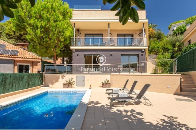 5 soverom Villa til salgs i Premià de Dalt med svømmebasseng garasje - € 1 095 000 (Ref: 10030611)