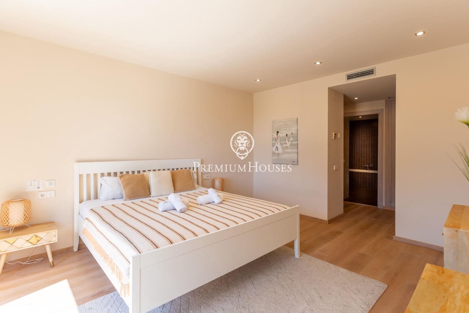 5 sypialnia Willa na sprzedaż w Premia de Dalt z basenem garażem - 1 095 000 € (Ref: 10030611)