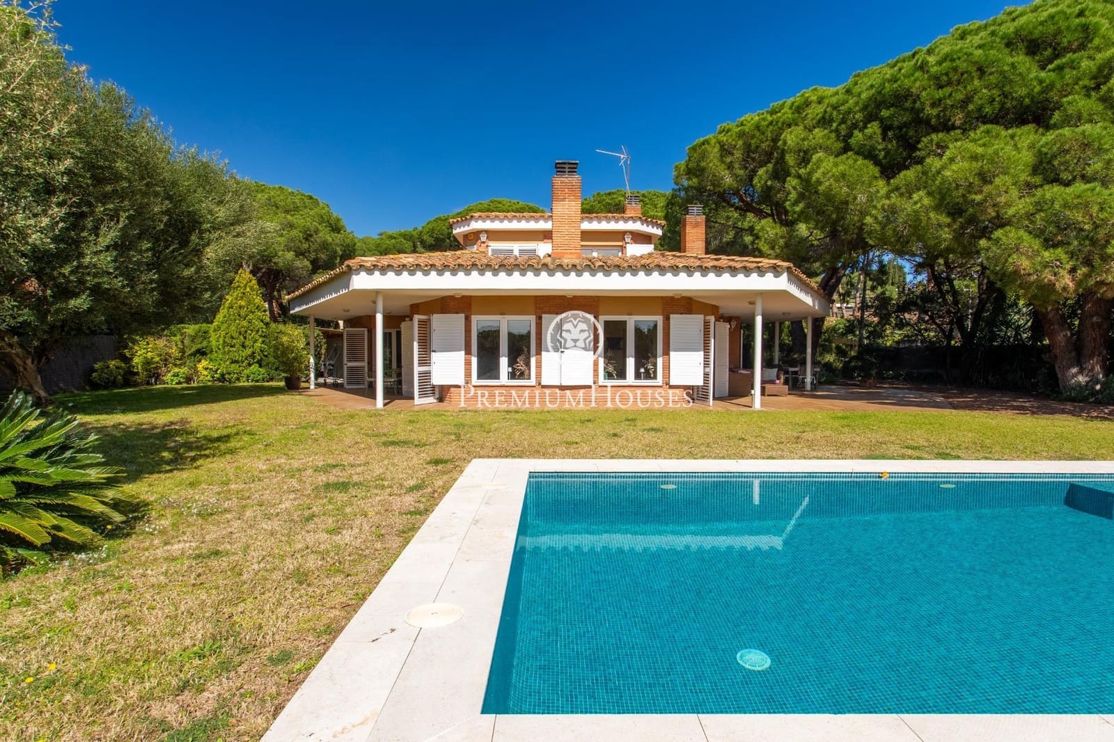 3 Zimmer Villa zu verkaufen in Cabrera de Mar mit Pool - 1.380.000 € (Ref: 10086181)