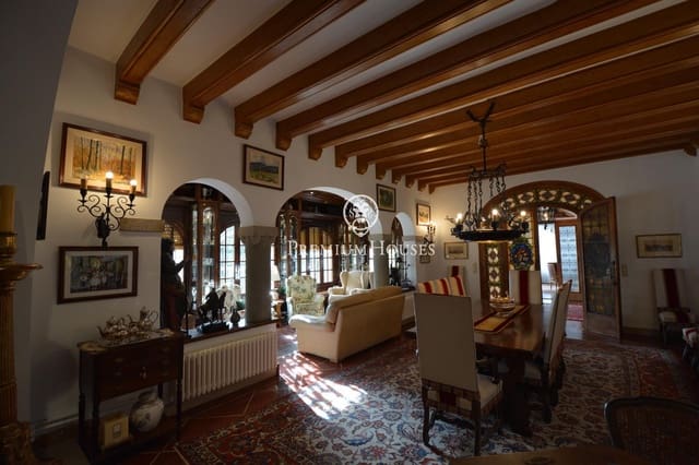12 Zimmer Villa zu verkaufen in Orrius mit Pool Garage - 1.150.000 € (Ref: 10094701)