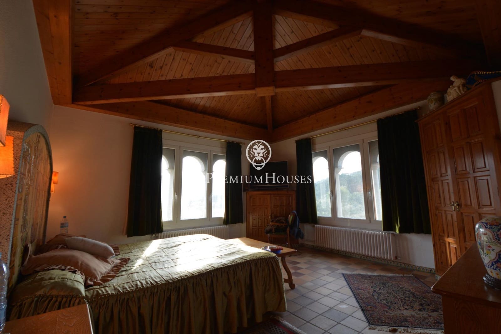 12 Zimmer Villa zu verkaufen in Orrius mit Pool Garage - 1.150.000 € (Ref: 10094701)