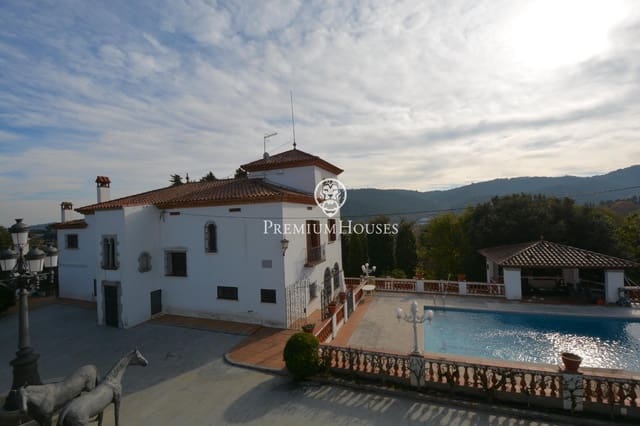 12 Zimmer Villa zu verkaufen in Orrius mit Pool Garage - 1.150.000 € (Ref: 10094701)
