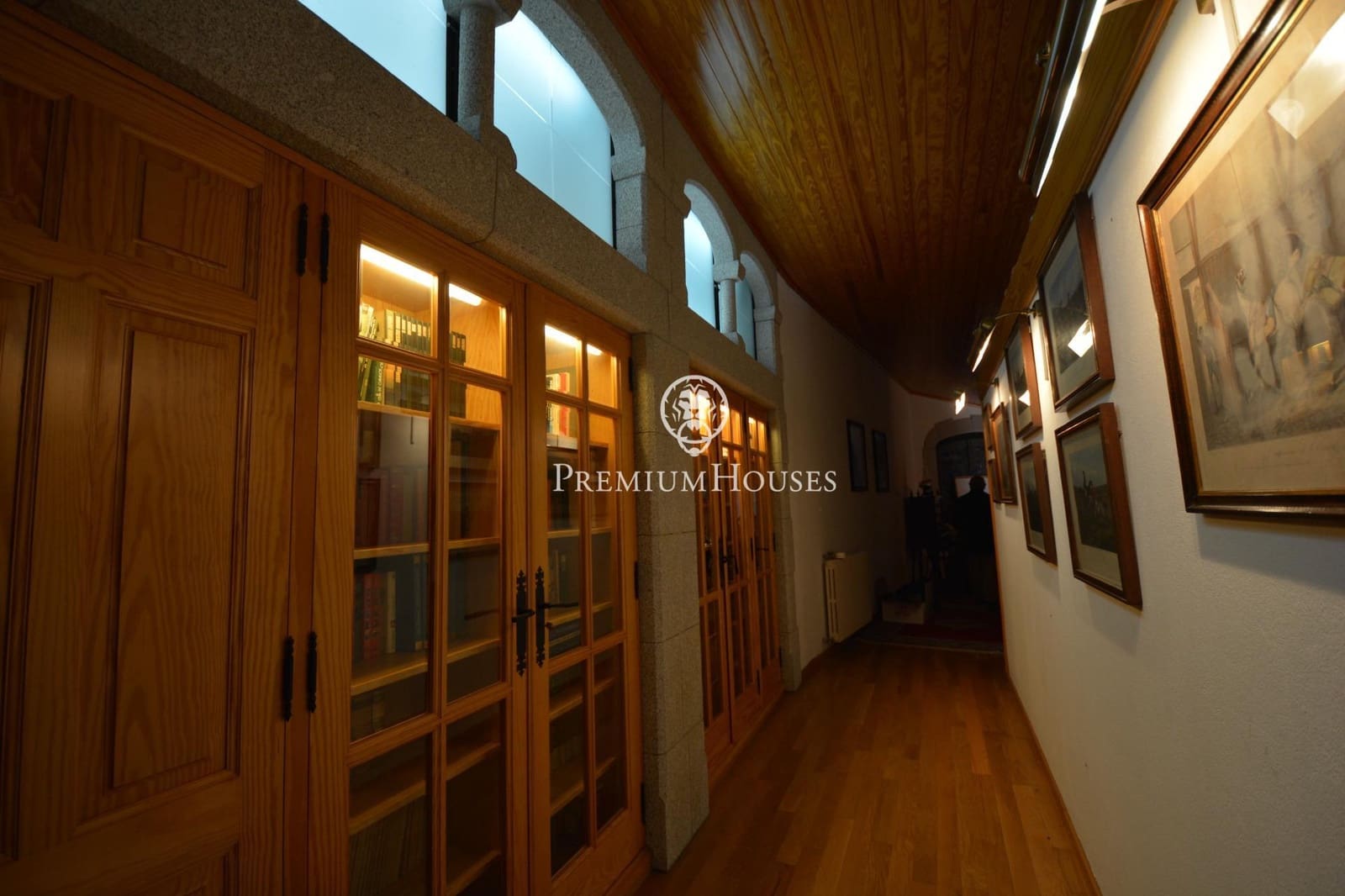 12 Zimmer Villa zu verkaufen in Orrius mit Pool Garage - 1.150.000 € (Ref: 10094701)