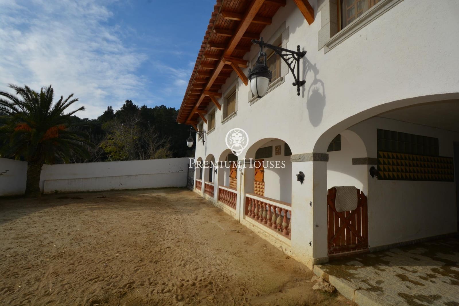 12 Zimmer Villa zu verkaufen in Orrius mit Pool Garage - 1.150.000 € (Ref: 10094701)