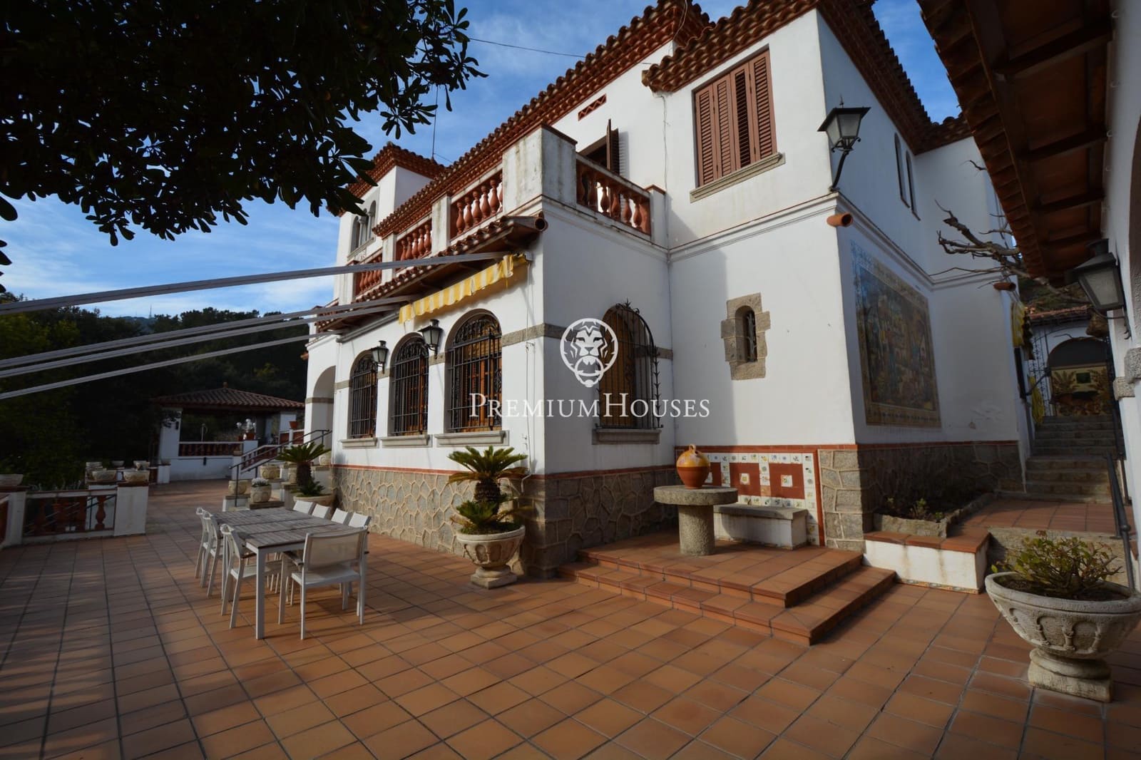 12 Zimmer Villa zu verkaufen in Orrius mit Pool Garage - 1.150.000 € (Ref: 10094701)