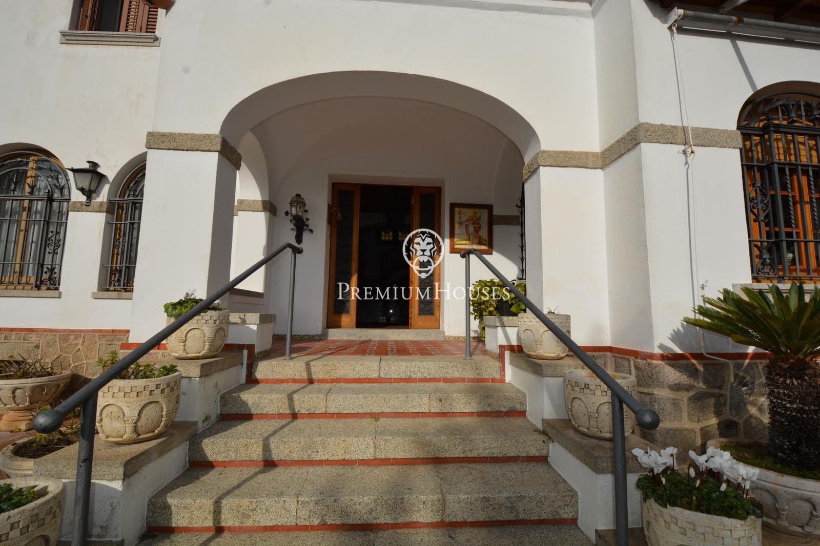 12 Zimmer Villa zu verkaufen in Orrius mit Pool Garage - 1.150.000 € (Ref: 10094701)