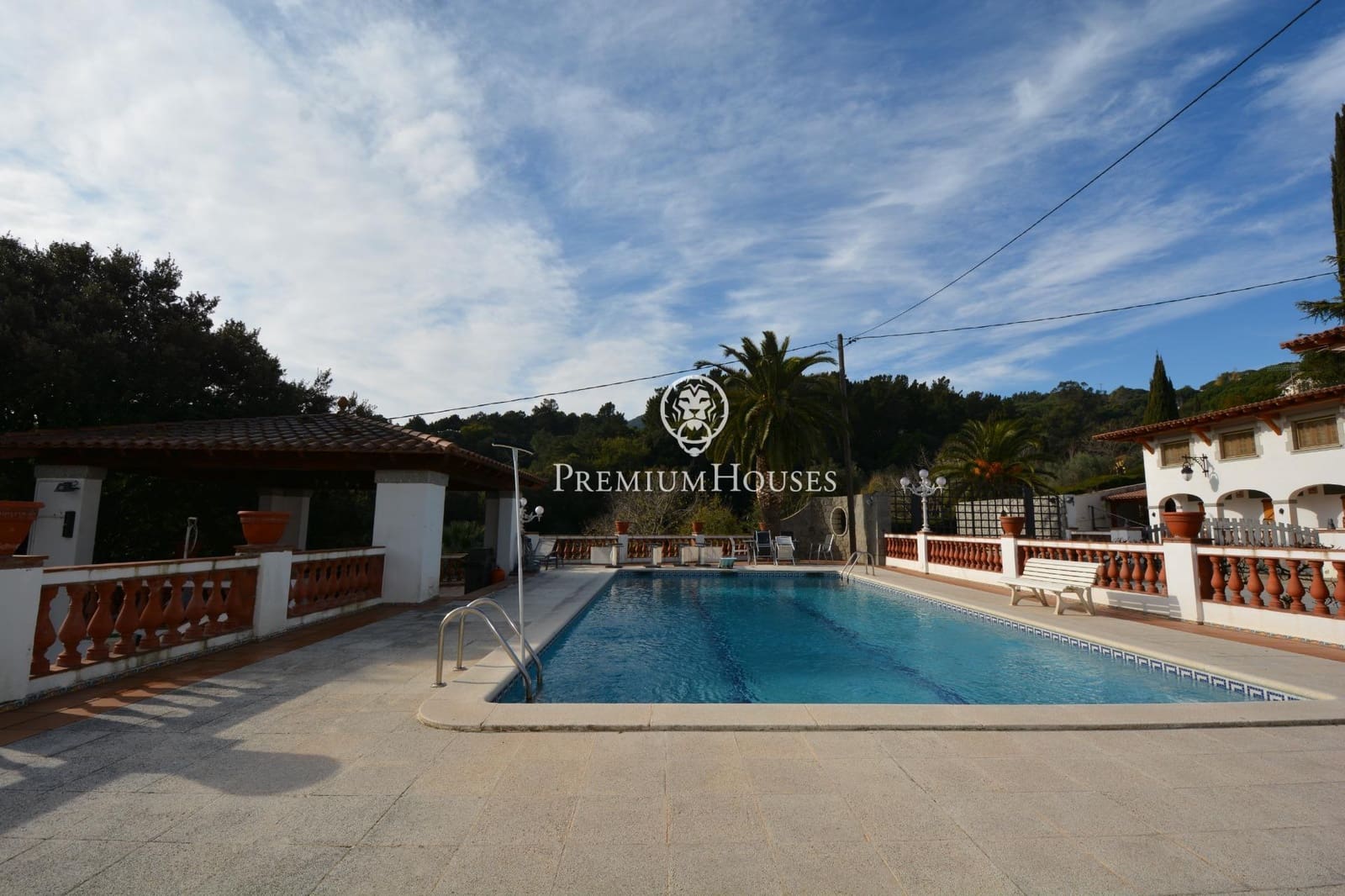 12 Zimmer Villa zu verkaufen in Orrius mit Pool Garage - 1.150.000 € (Ref: 10094701)