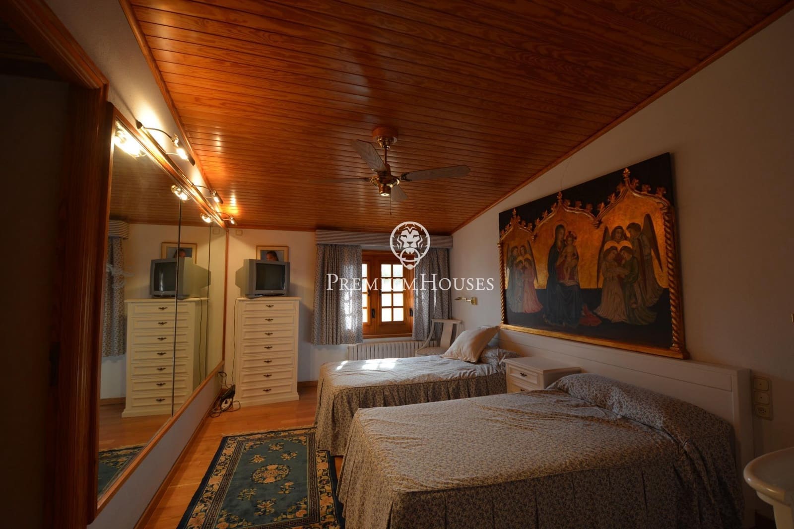 12 Zimmer Villa zu verkaufen in Orrius mit Pool Garage - 1.150.000 € (Ref: 10094701)