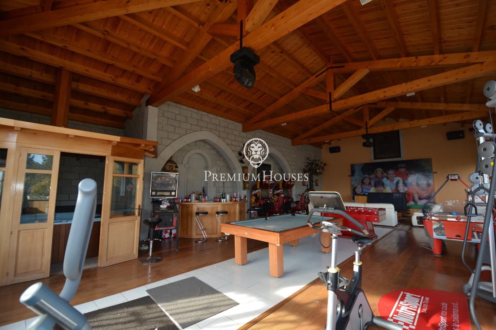 12 Zimmer Villa zu verkaufen in Orrius mit Pool Garage - 1.150.000 € (Ref: 10094701)