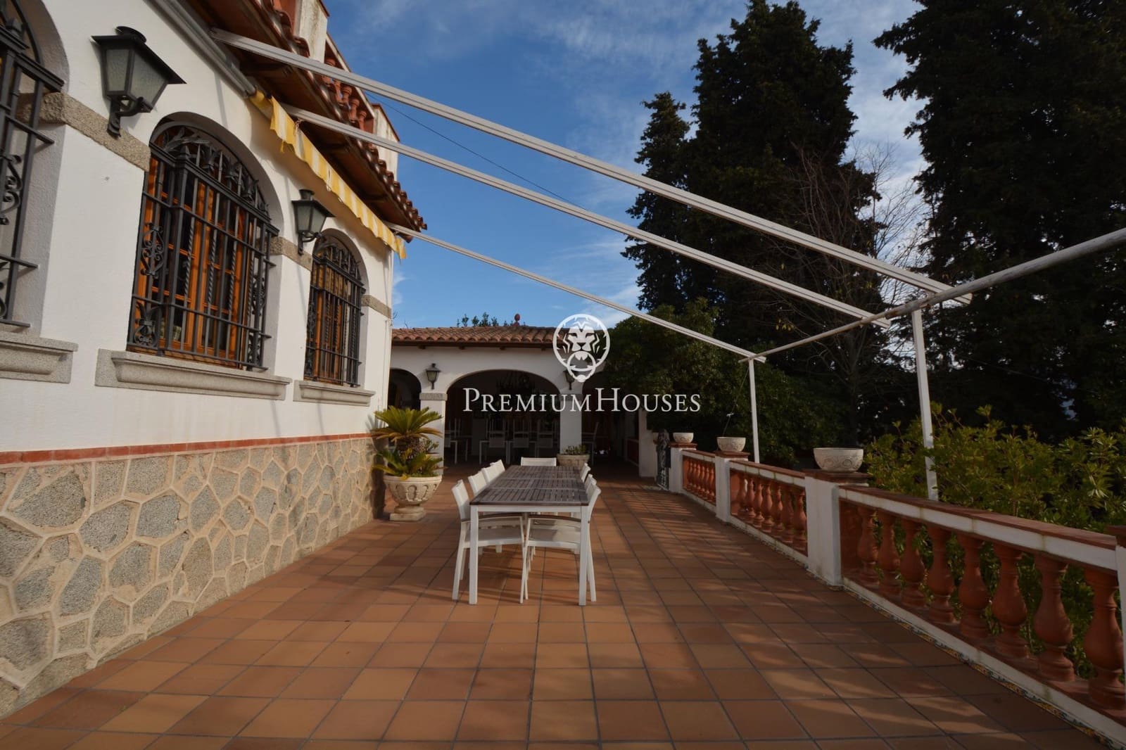 12 Zimmer Villa zu verkaufen in Orrius mit Pool Garage - 1.150.000 € (Ref: 10094701)