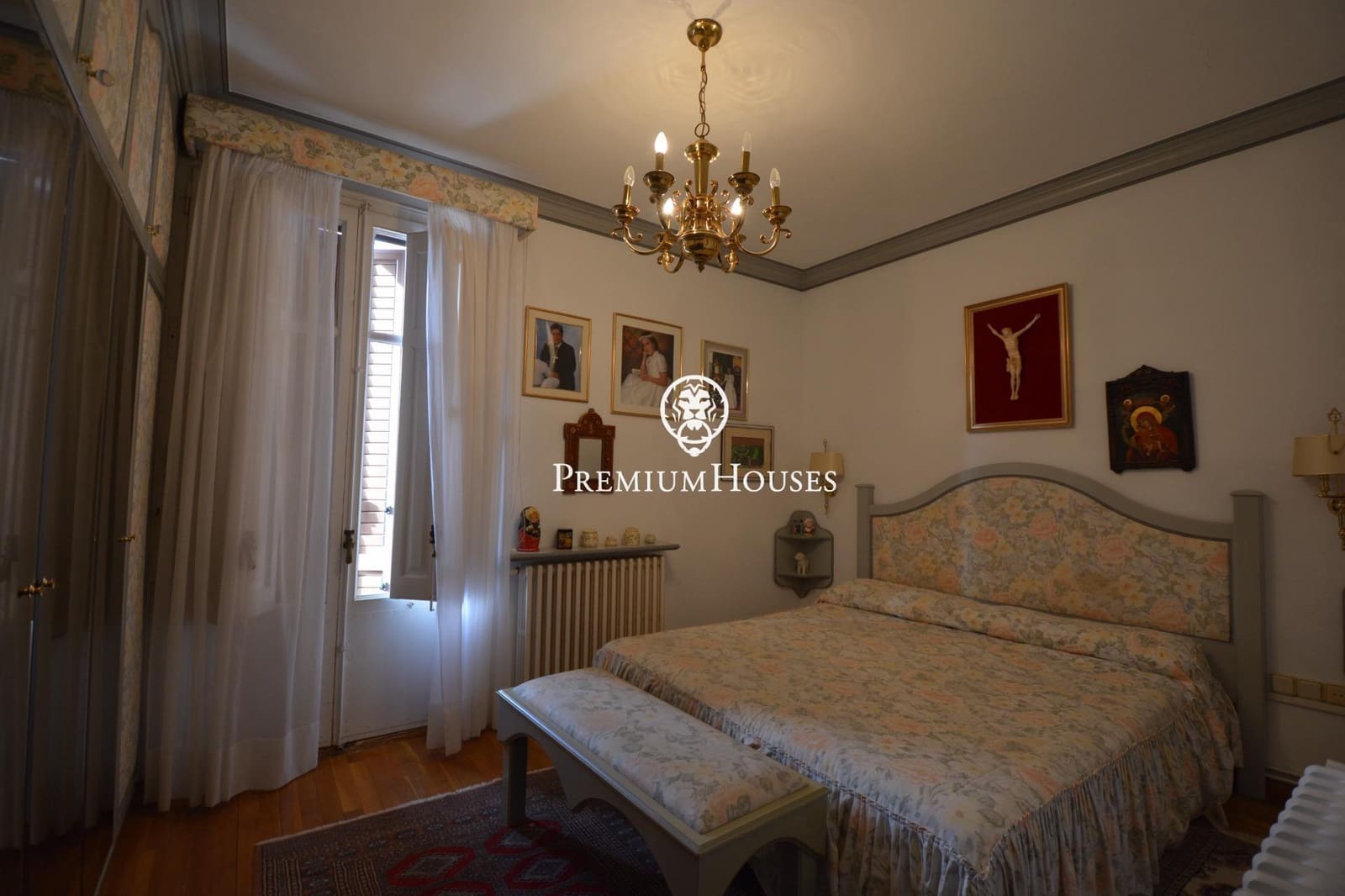 12 bedroom Villa for sale in Orrius with pool garage - € 1,150,000 (Ref: 10094701)