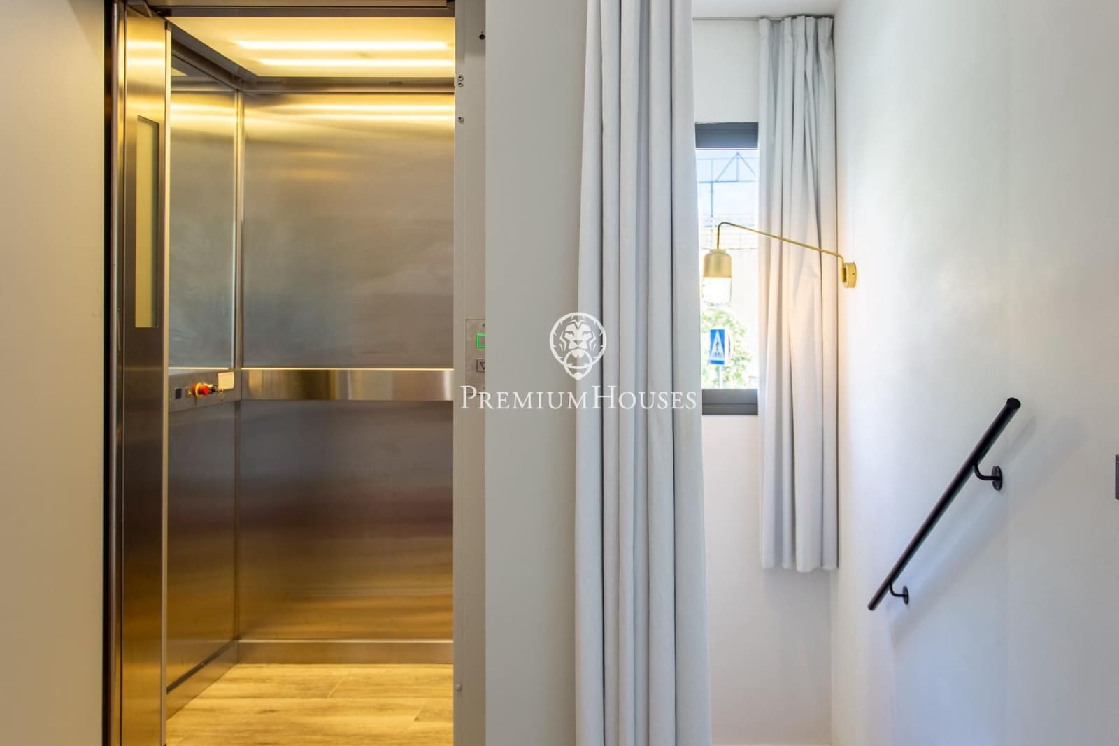 4 camera da letto Villetta Bifamiliare in vendita in Mataro con piscina garage - 995.000 € (Rif: 10098448)