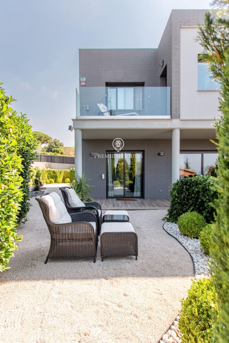 4 camera da letto Villetta Bifamiliare in vendita in Mataro con piscina garage - 995.000 € (Rif: 10098448)