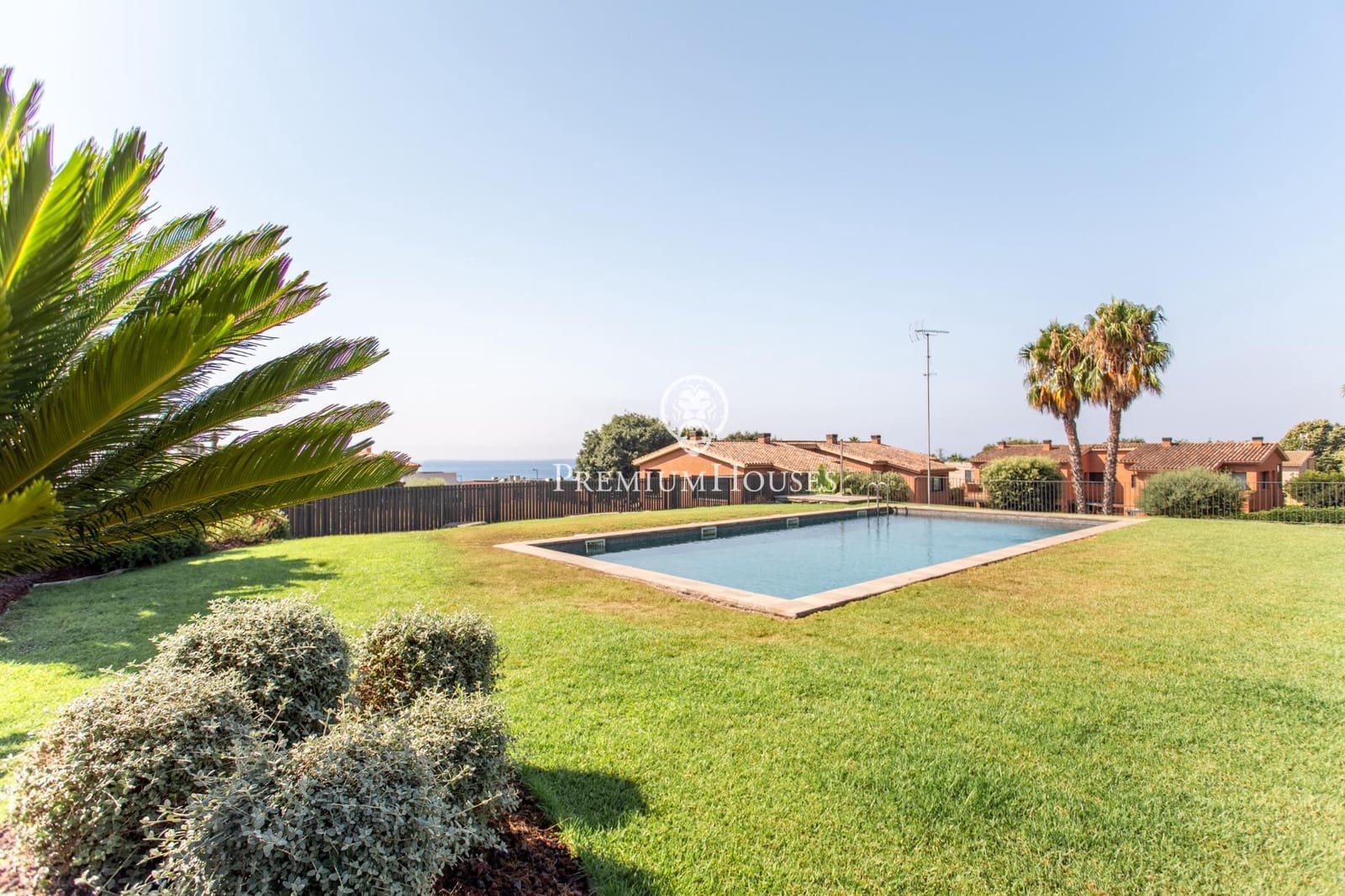 4 camera da letto Villetta Bifamiliare in vendita in Mataro con piscina garage - 995.000 € (Rif: 10098448)