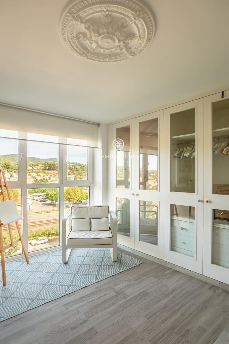 Piso de 3 habitaciones en Sant Vicenç de Montalt en venta con piscina garaje - 890.000 € (Ref: 10100170)