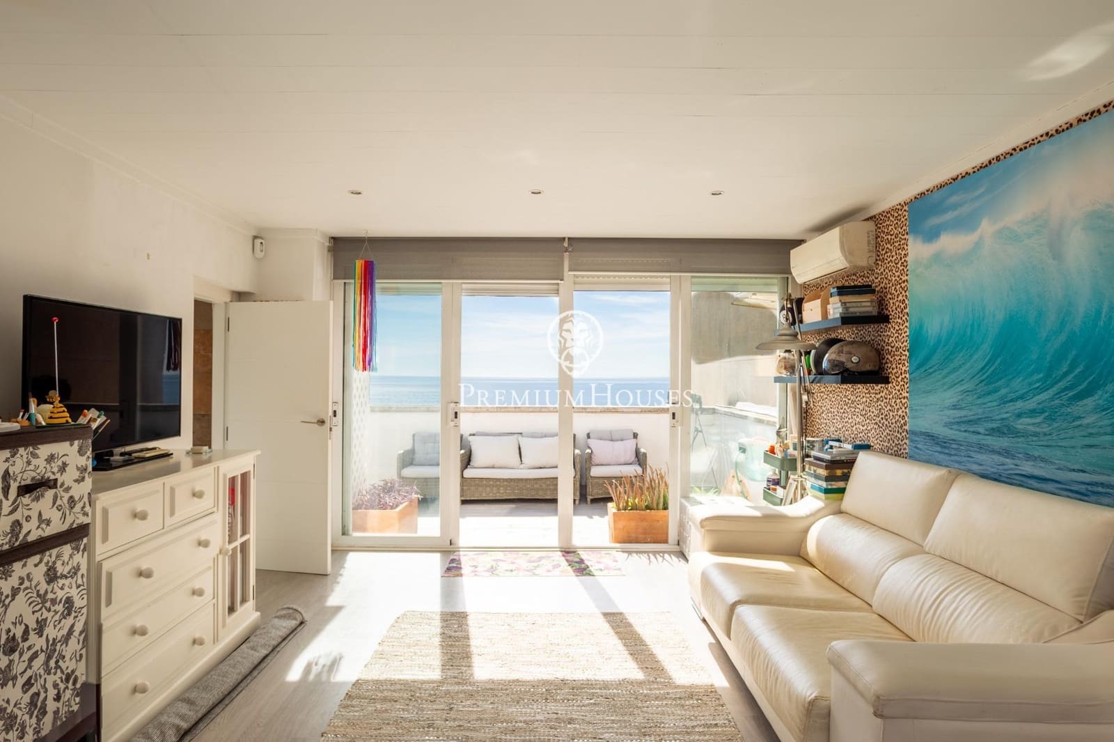 Piso de 3 habitaciones en Sant Vicenç de Montalt en venta con piscina garaje - 890.000 € (Ref: 10100170)