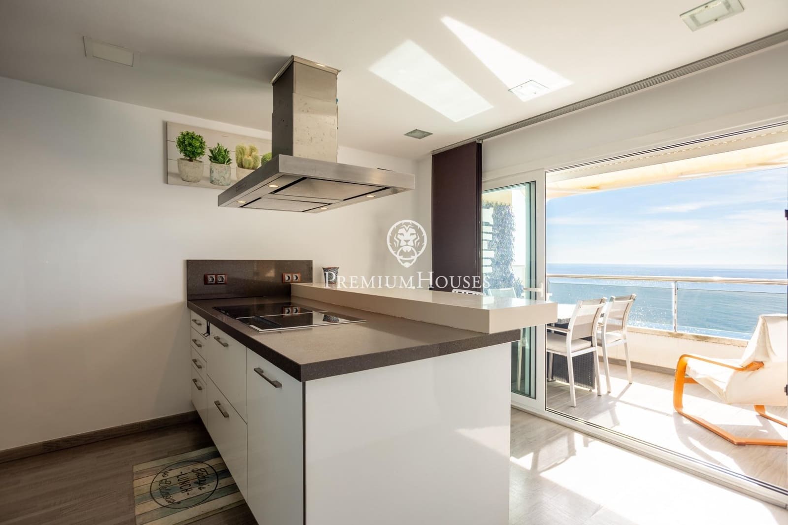 Piso de 3 habitaciones en Sant Vicenç de Montalt en venta con piscina garaje - 890.000 € (Ref: 10100170)