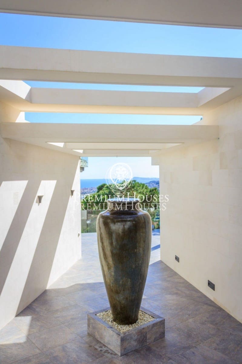 5 bedroom Villa for sale in Cabrils with pool garage - € 3,470,000 (Ref: 10109721)