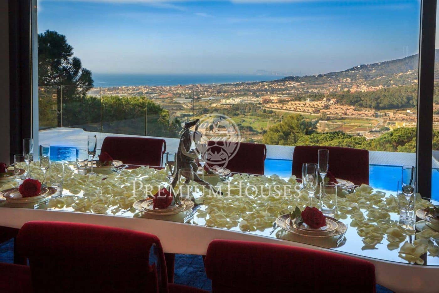 5 bedroom Villa for sale in Cabrils with pool garage - € 3,470,000 (Ref: 10109721)