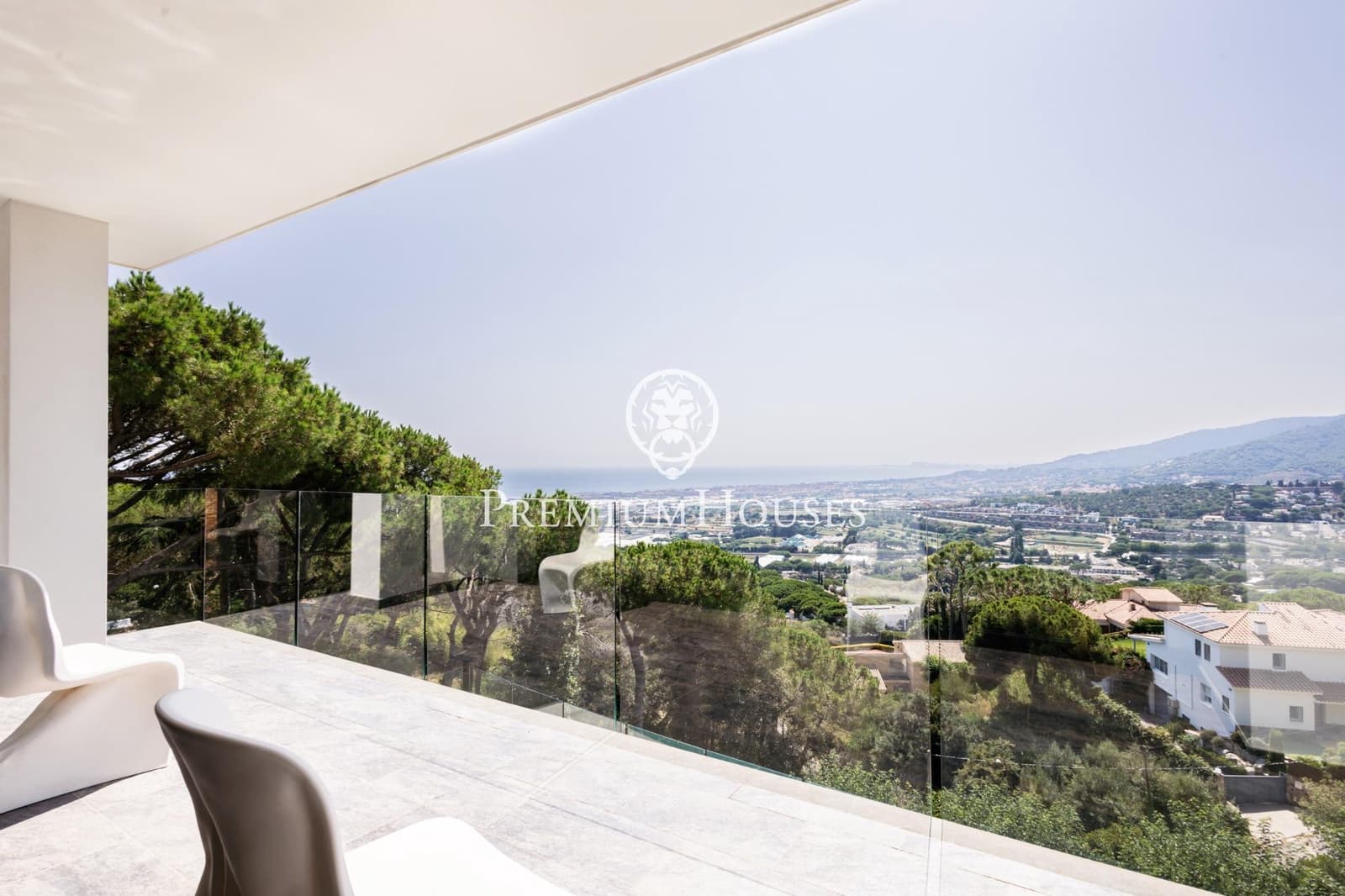 5 bedroom Villa for sale in Cabrils with pool garage - € 3,470,000 (Ref: 10109721)