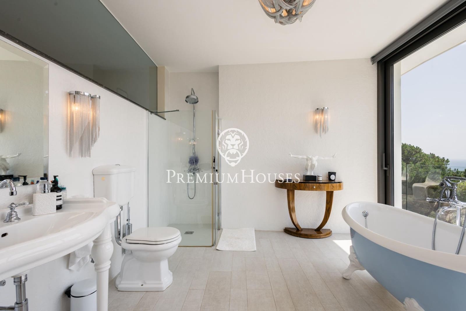 5 bedroom Villa for sale in Cabrils with pool garage - € 3,470,000 (Ref: 10109721)