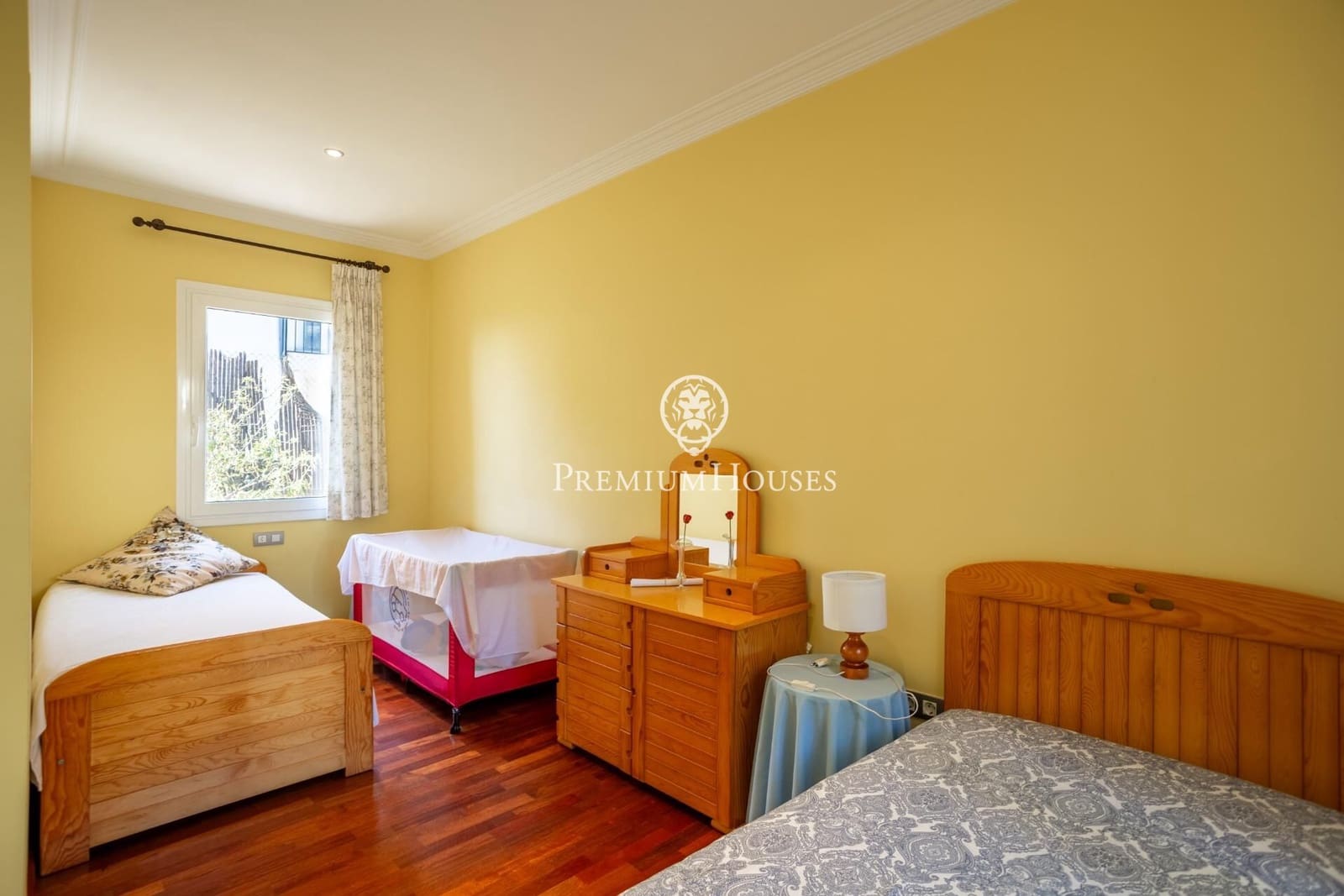 6 bedroom Villa for sale in Teia with garage - € 1,350,000 (Ref: 10120237)
