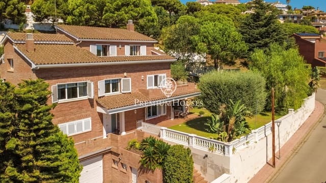 Chalet de 6 habitaciones en Teià en venta con garaje - 1.350.000 € (Ref: 10120237)