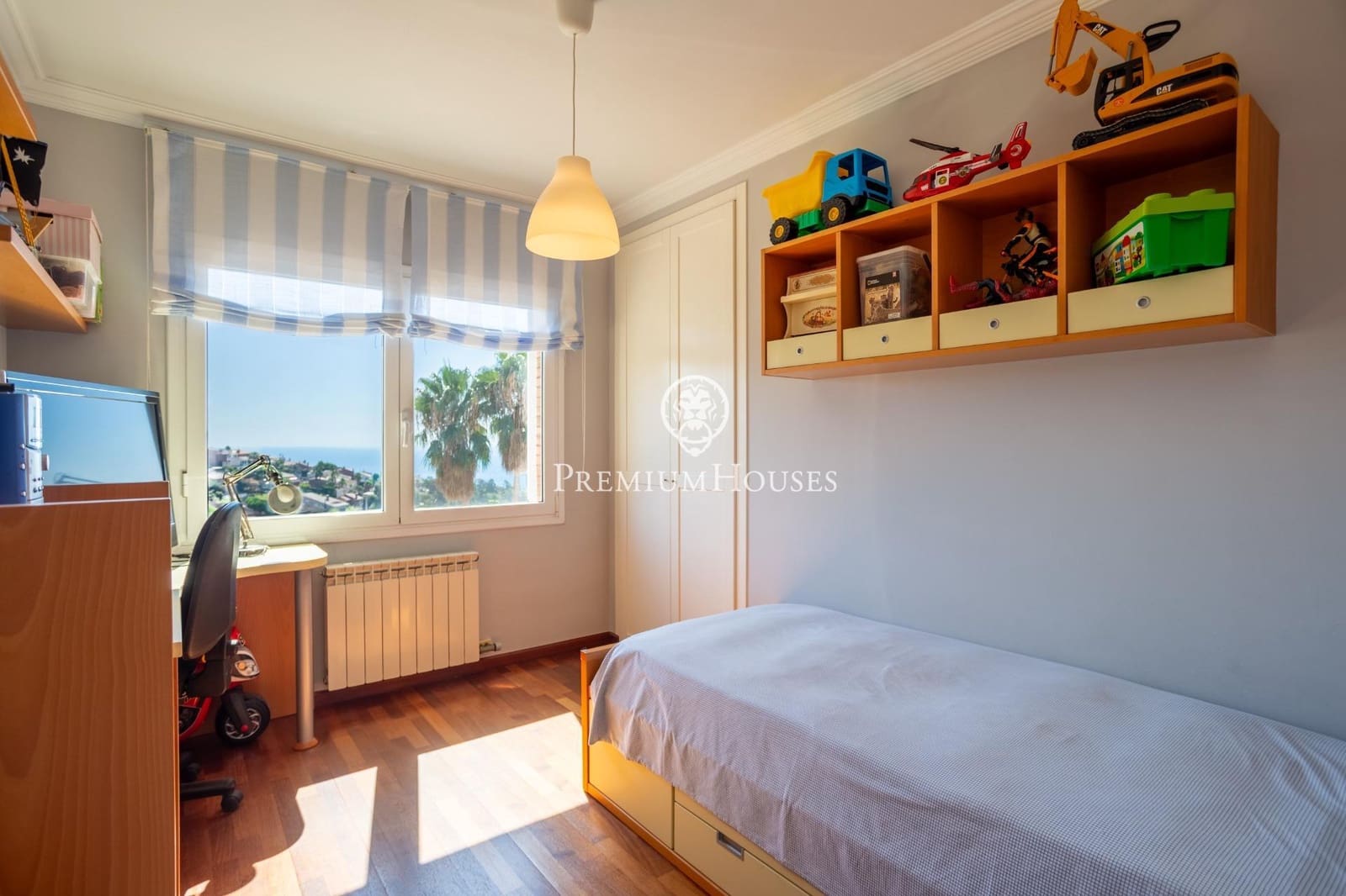 6 bedroom Villa for sale in Teia with garage - € 1,350,000 (Ref: 10120237)