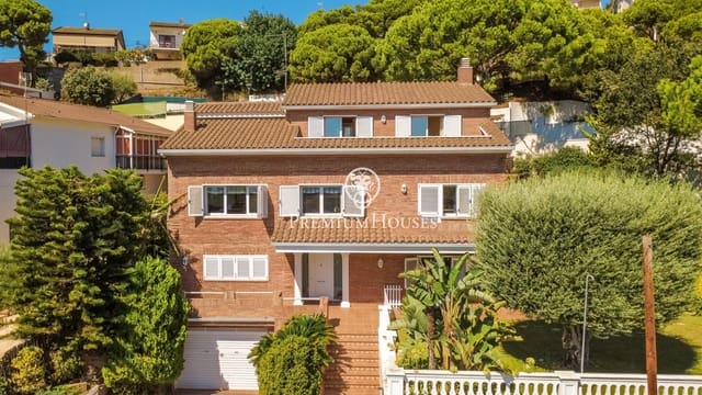 Chalet de 6 habitaciones en Teià en venta con garaje - 1.350.000 € (Ref: 10120237)