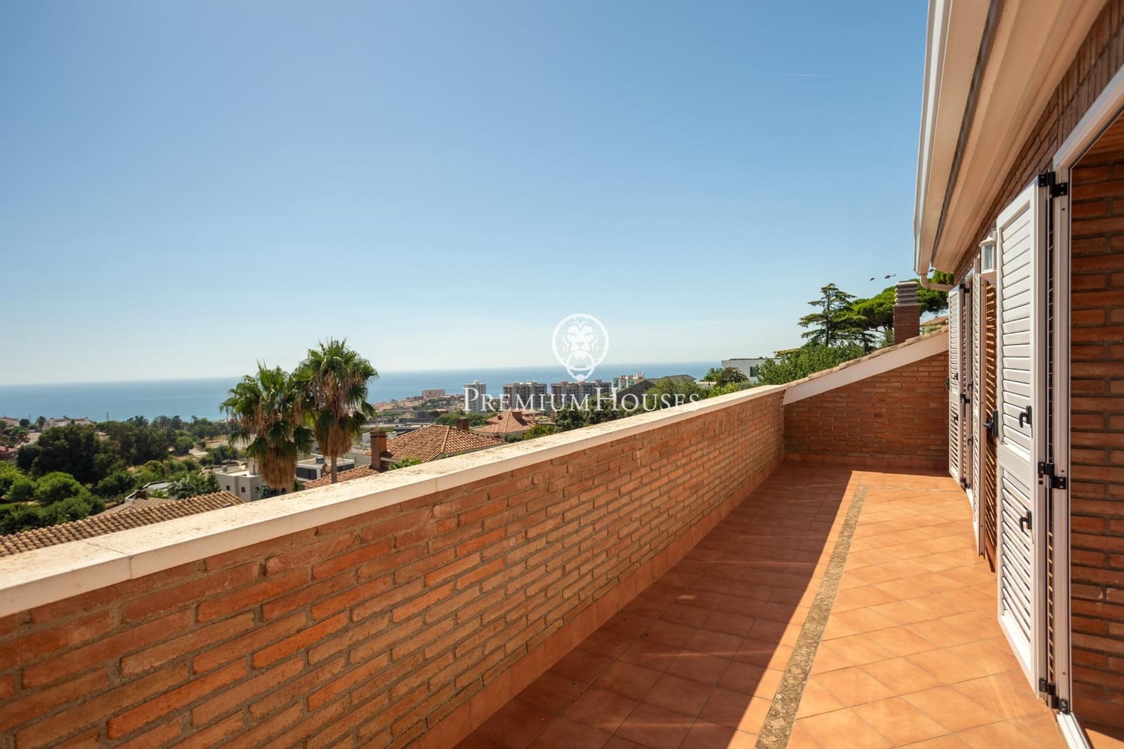 6 bedroom Villa for sale in Teia with garage - € 1,350,000 (Ref: 10120237)