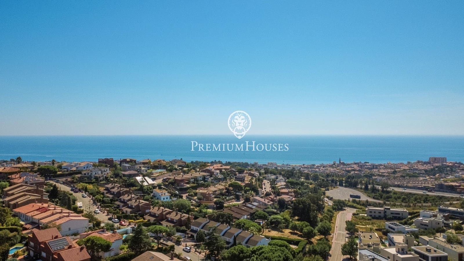 6 bedroom Villa for sale in Teia with garage - € 1,350,000 (Ref: 10120237)