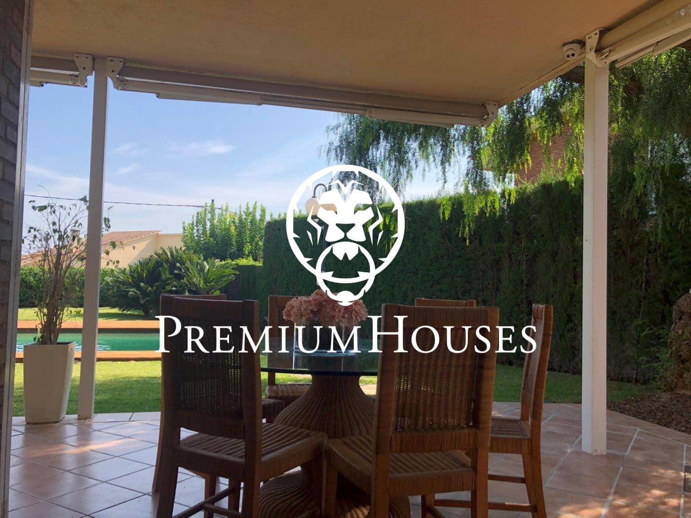 Chalet de 4 habitaciones en Alella en alquiler con piscina - 4.000 € (Ref: 10129523)
