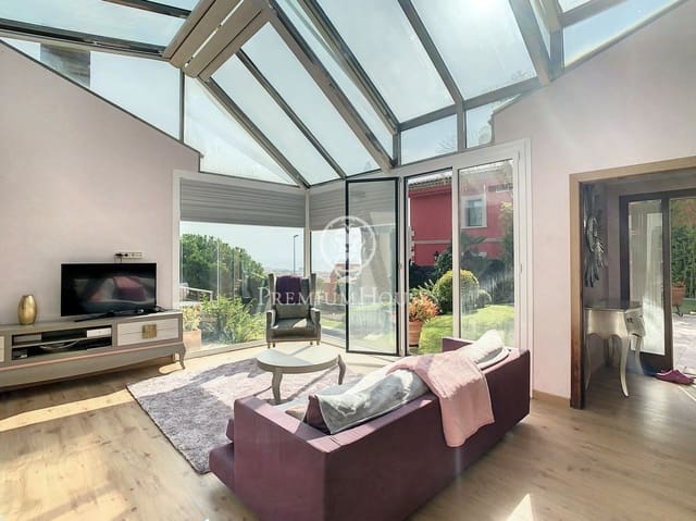 5 soveværelse Villa til salg i Calella med swimmingpool garage - € 1.150.000 (Ref: 10139748)